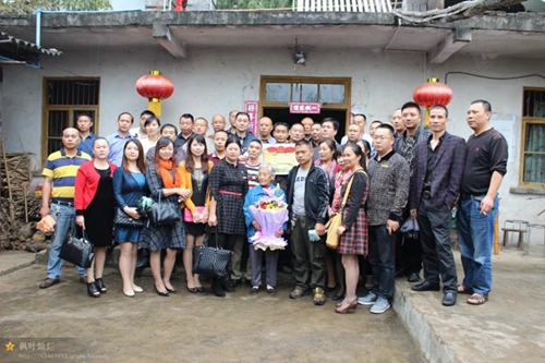 关爱烈士母亲九九重阳